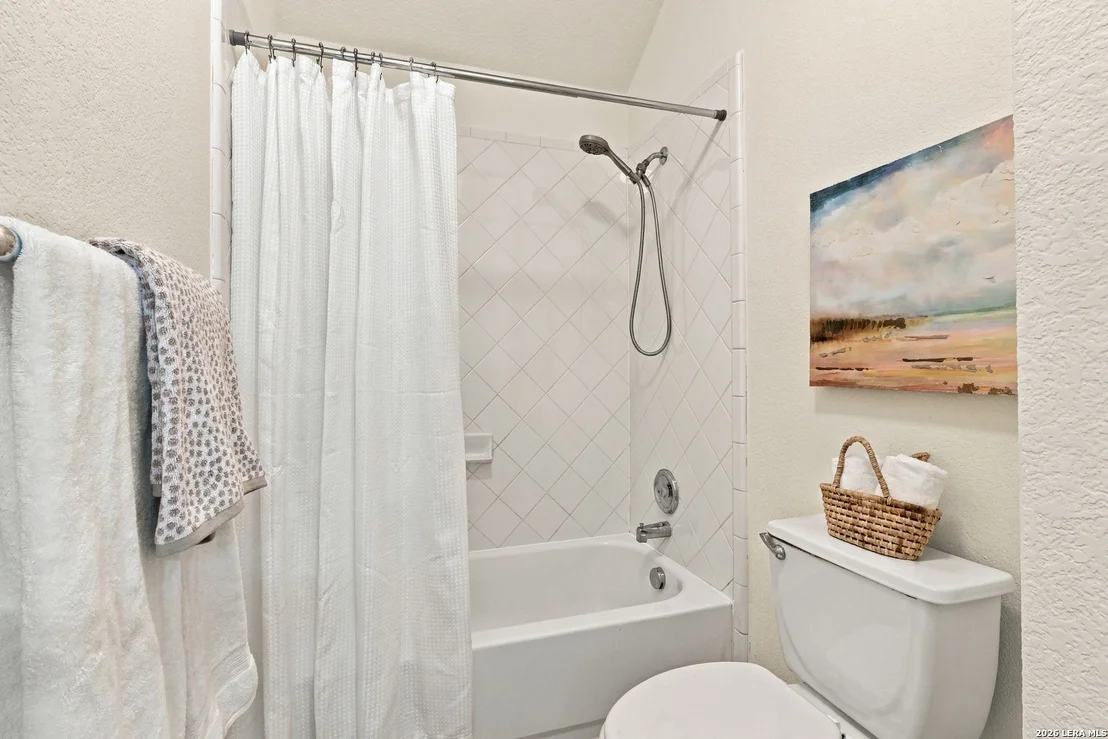 Photo of 18619 Rogers Pl
