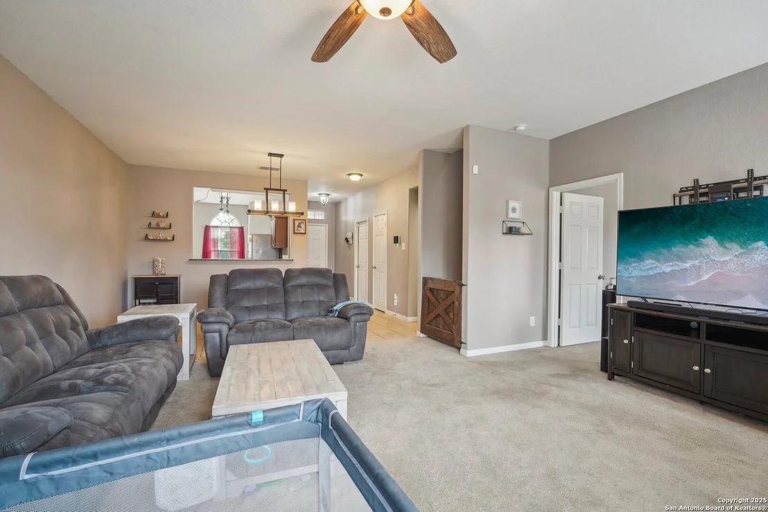 Photo of 6714 LUCKEY TREE