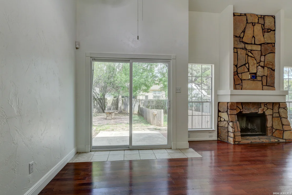 Photo of 9107 Ridge Mill