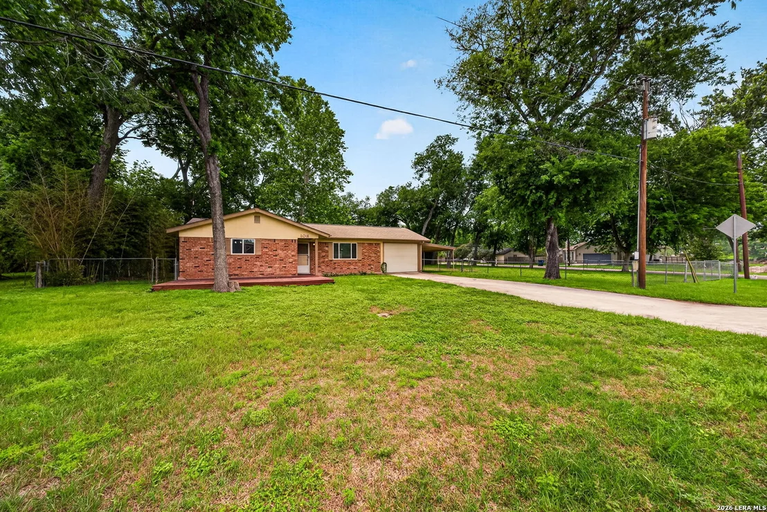 Photo of 108 Woods End
