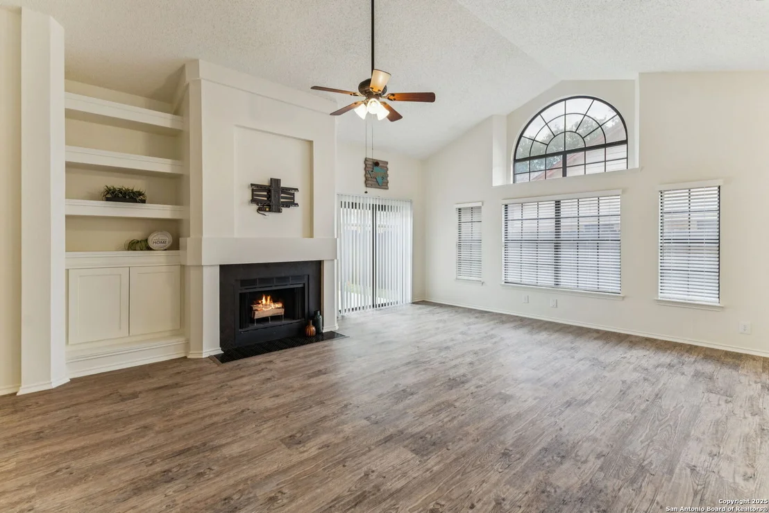 Photo of 7009 Jefferson Ridge