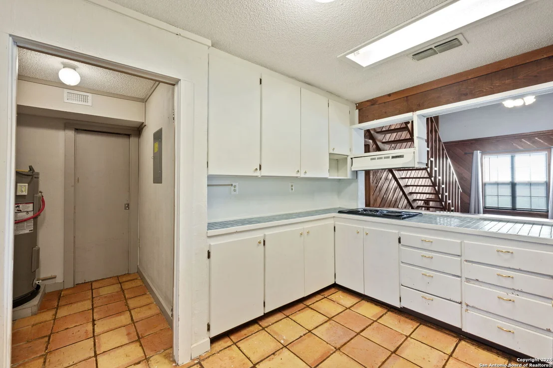 Photo of 795 S STATE HIGHWAY 16