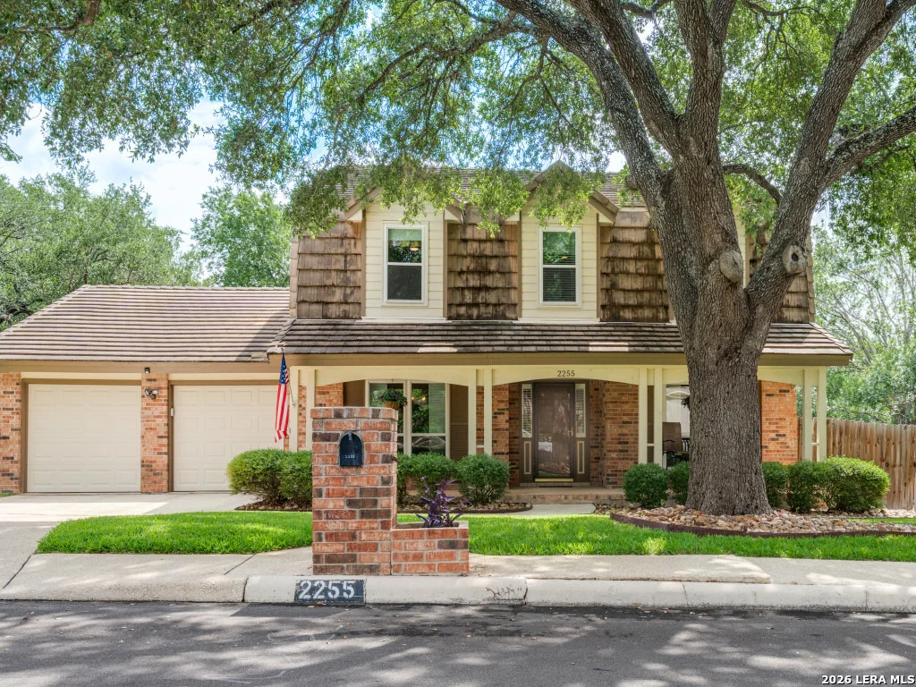 Photo of 2255 Encino Loop