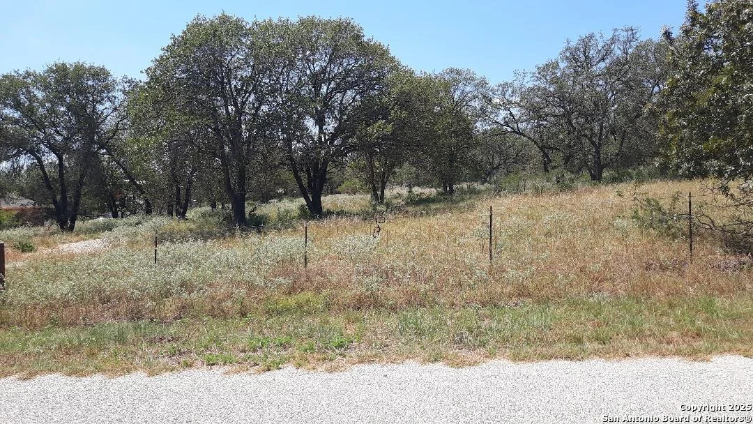 Photo of 327 County Road 6875