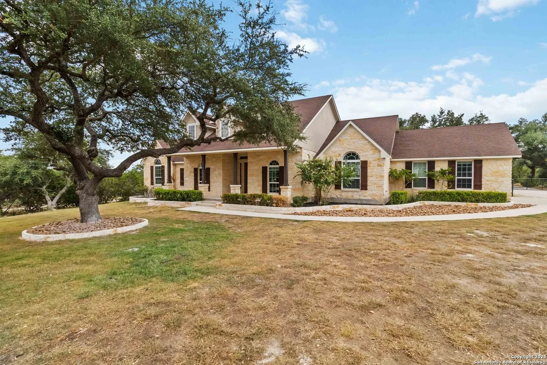 Photo of 1012 Rivers Peak