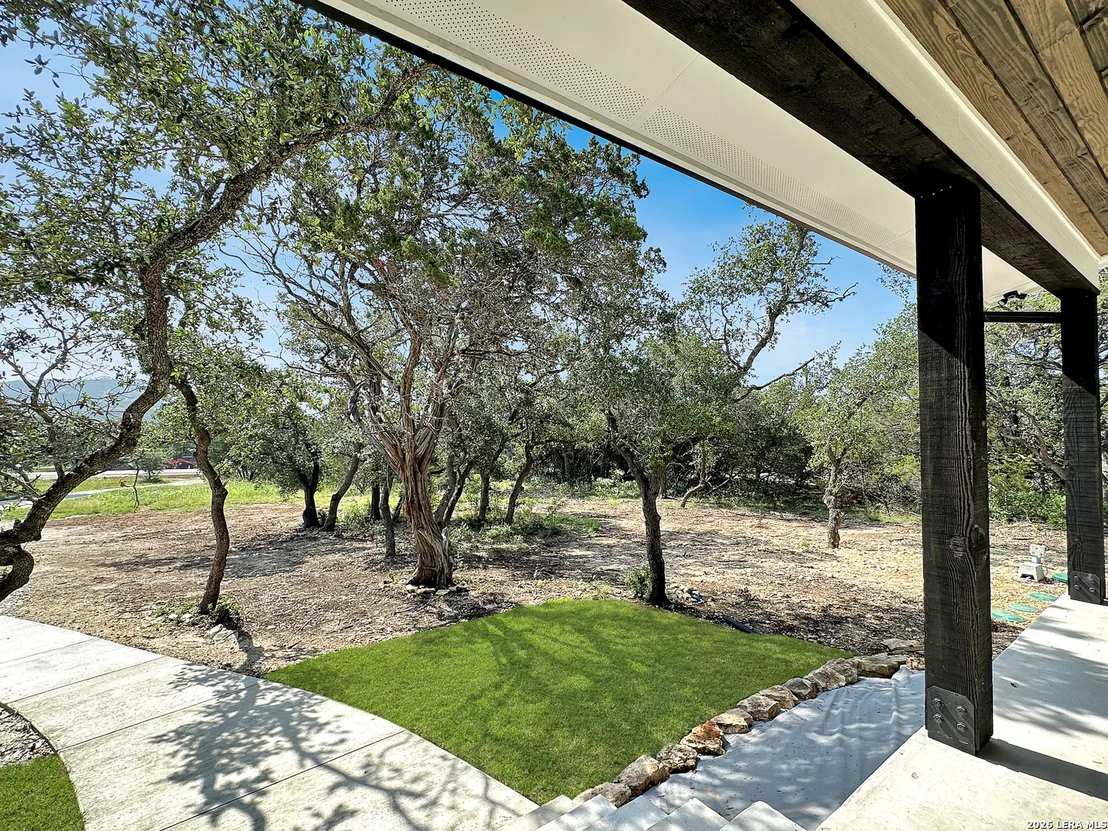 Photo of 197 SPRING MOUNTAIN DR