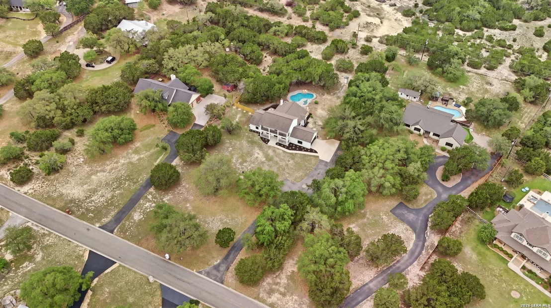 Photo of 150 LAKE VIEW DR