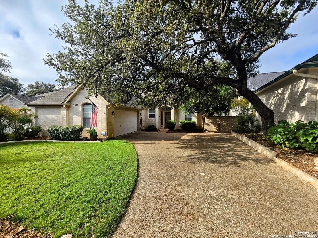 Photo of 1315 THRUSH RIDGE