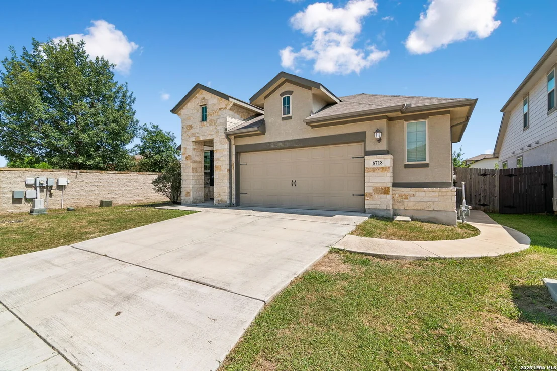 Photo of 6718 Rose Farm