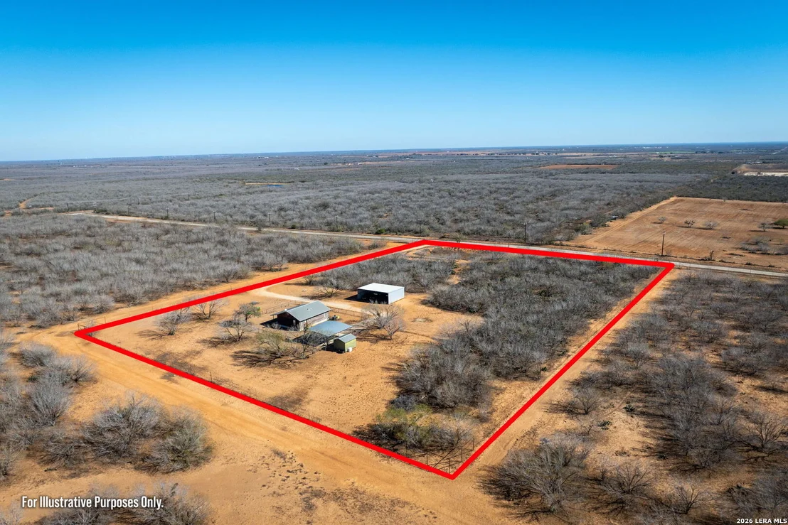 Photo of 320 county road 341