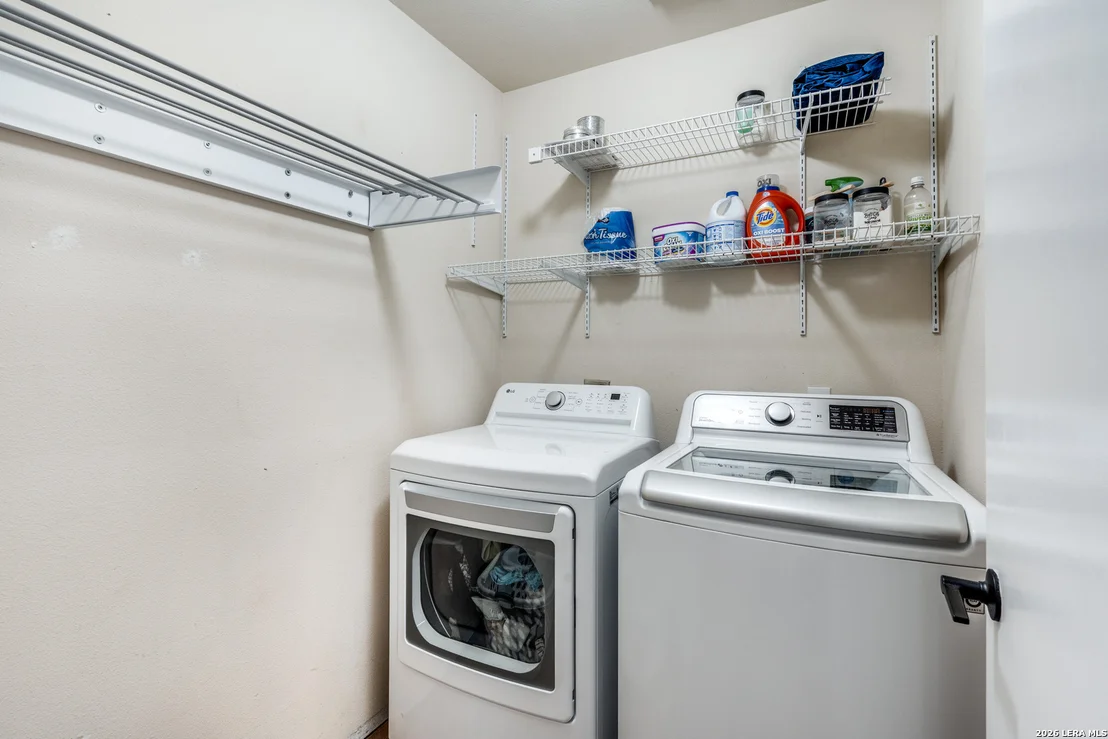 Photo of 1017 Silvertree