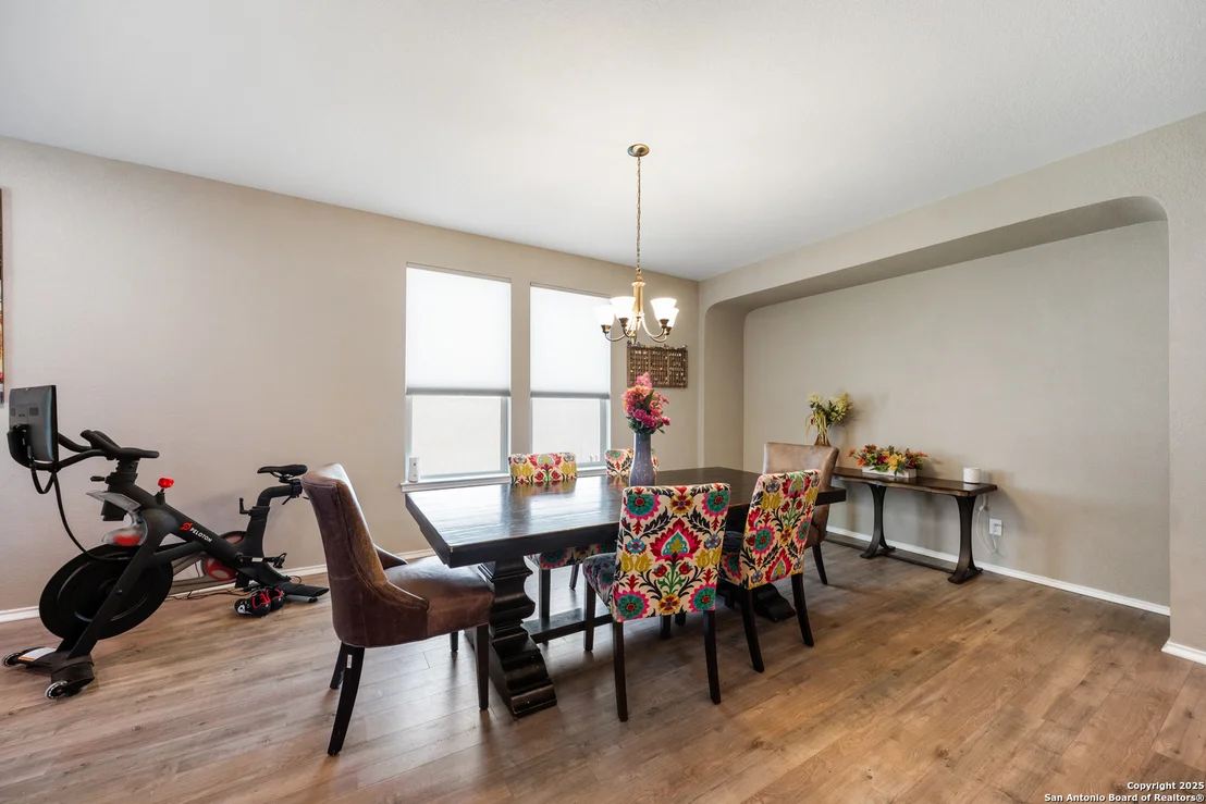 Photo of 4435 Sebastian Oak