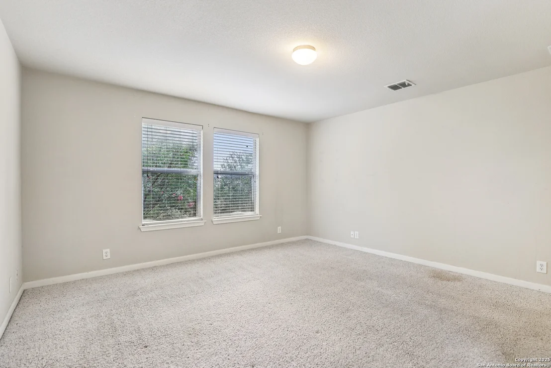 Photo of 7638 Kings Spring
