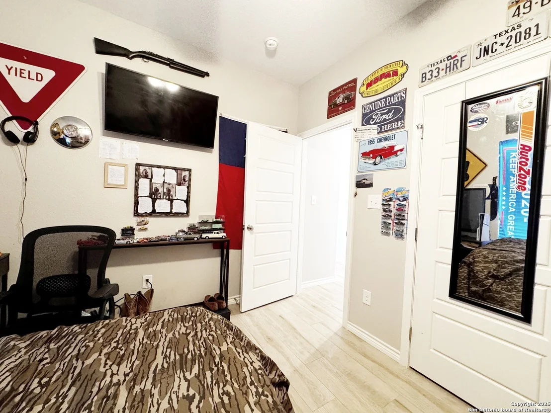 Photo of 1683 Vista View