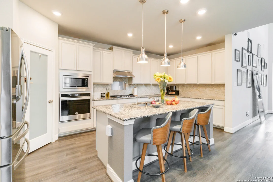 Photo of 2210 Castello