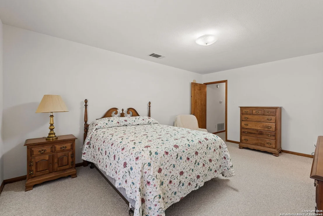 Photo of 1315 Walter Ellison
