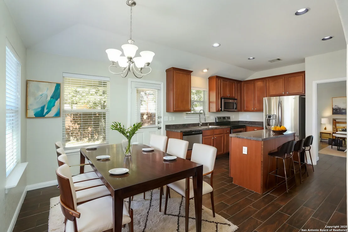 Photo of 12027 Mill Love