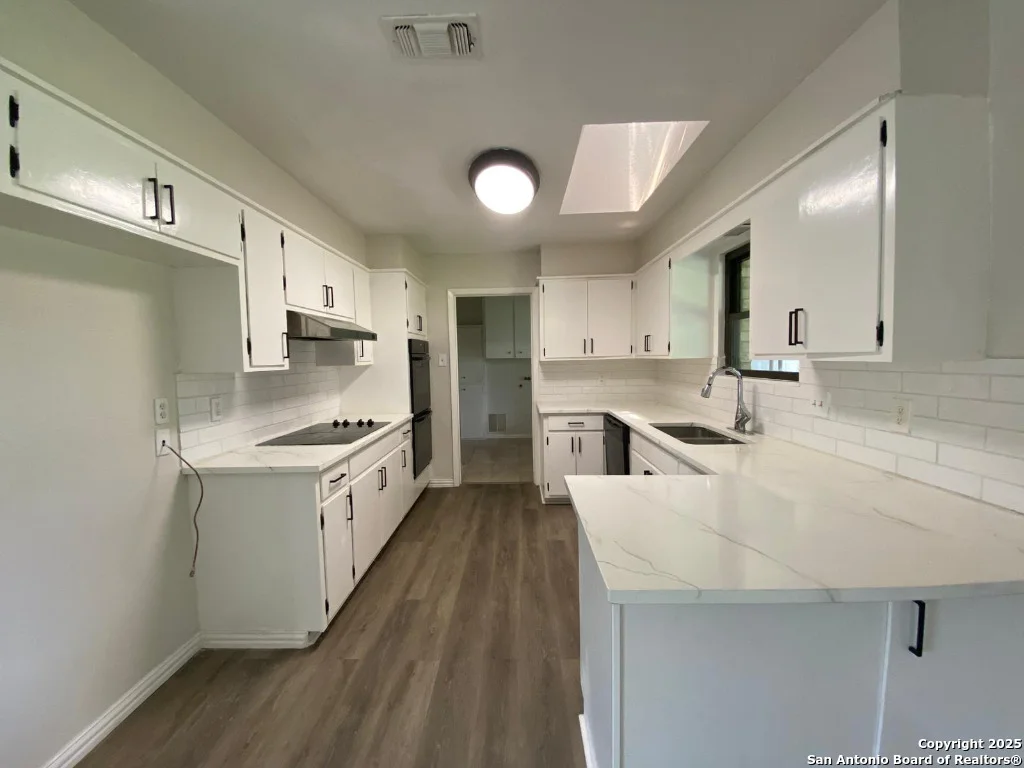 Photo of 749 Windrock