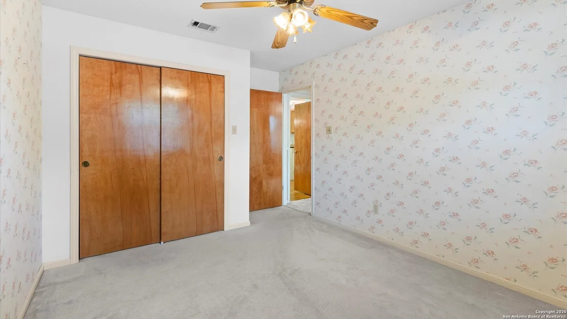 Photo of 927 Earl