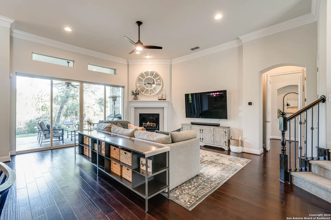 Photo of 17814 HILLSEDGE