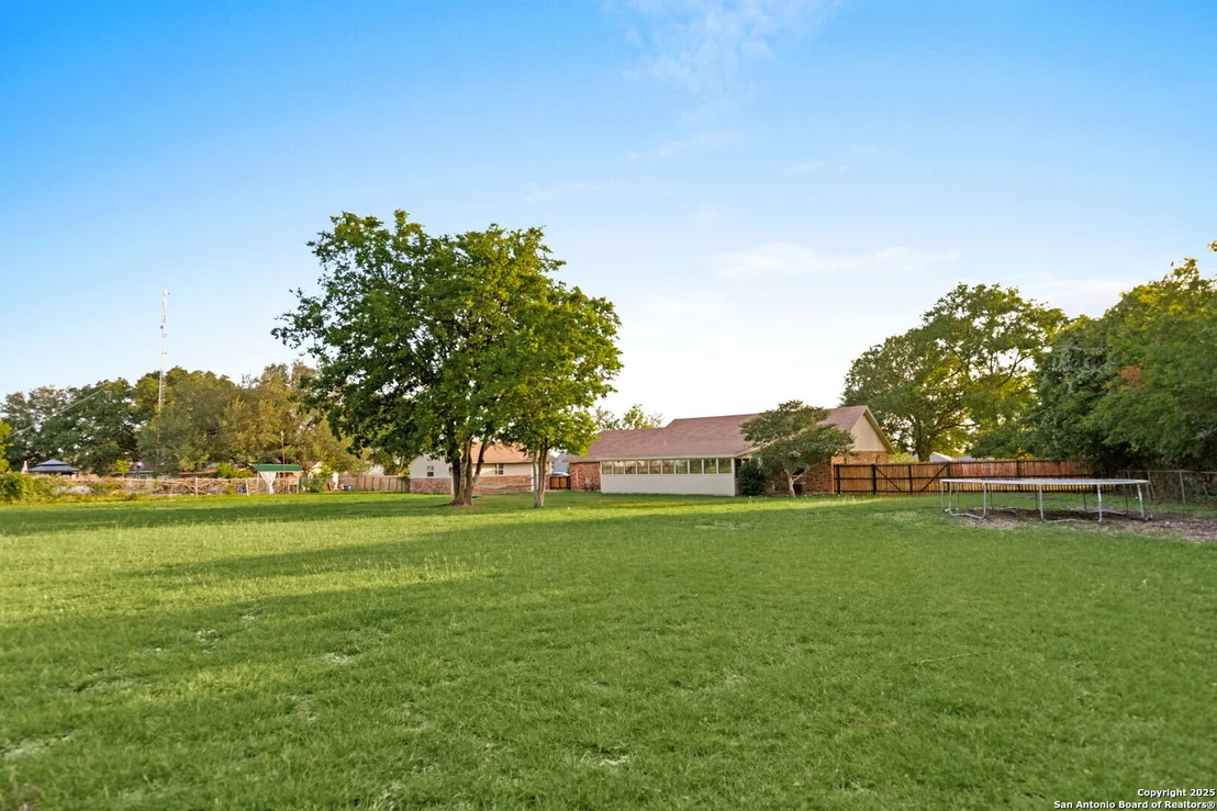 Photo of 151 Crest Circle