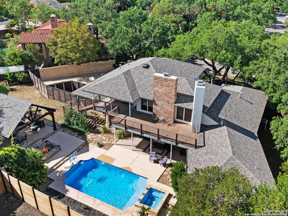 Photo of 13700 Bluffmont