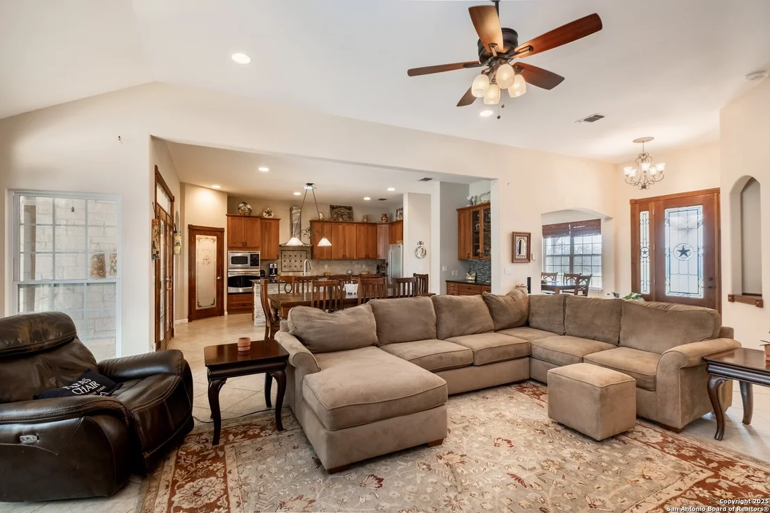Photo of 233 N Fork