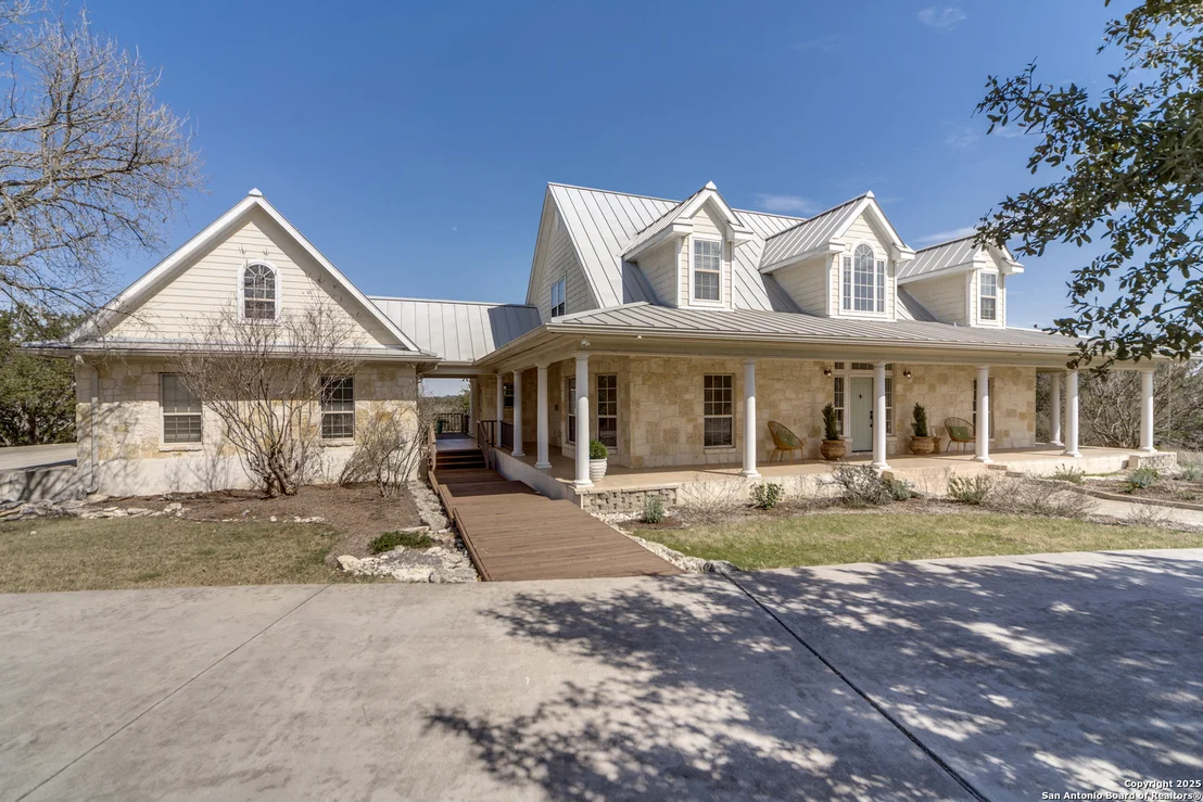 Photo of 108 Valley Knoll