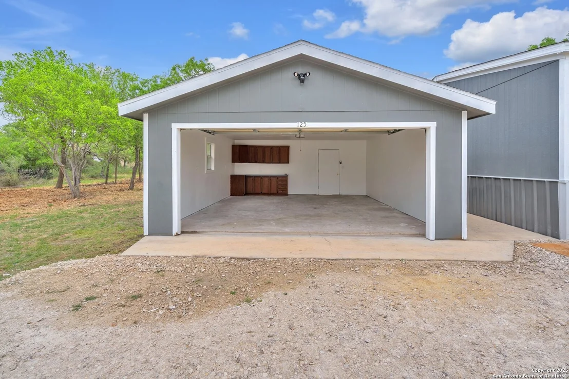 Photo of 125 County Road 3829