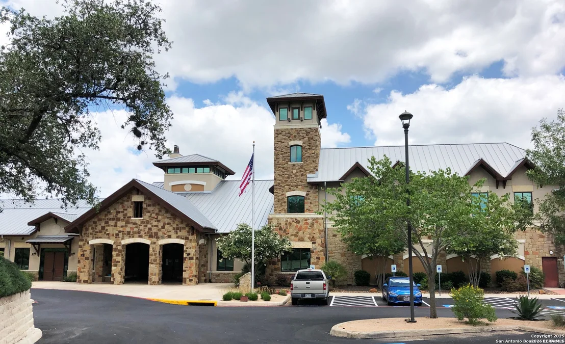 Photo of 4911 Sky Oaks