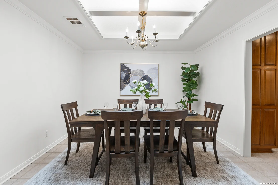 Photo of 6119 CRESCENT FLS