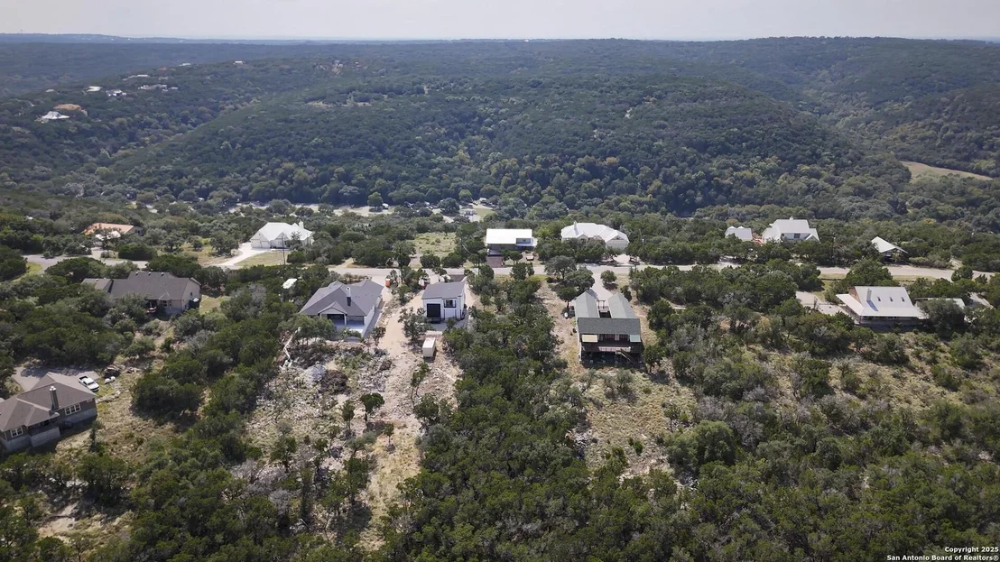 Photo of 2601 Summit Dr