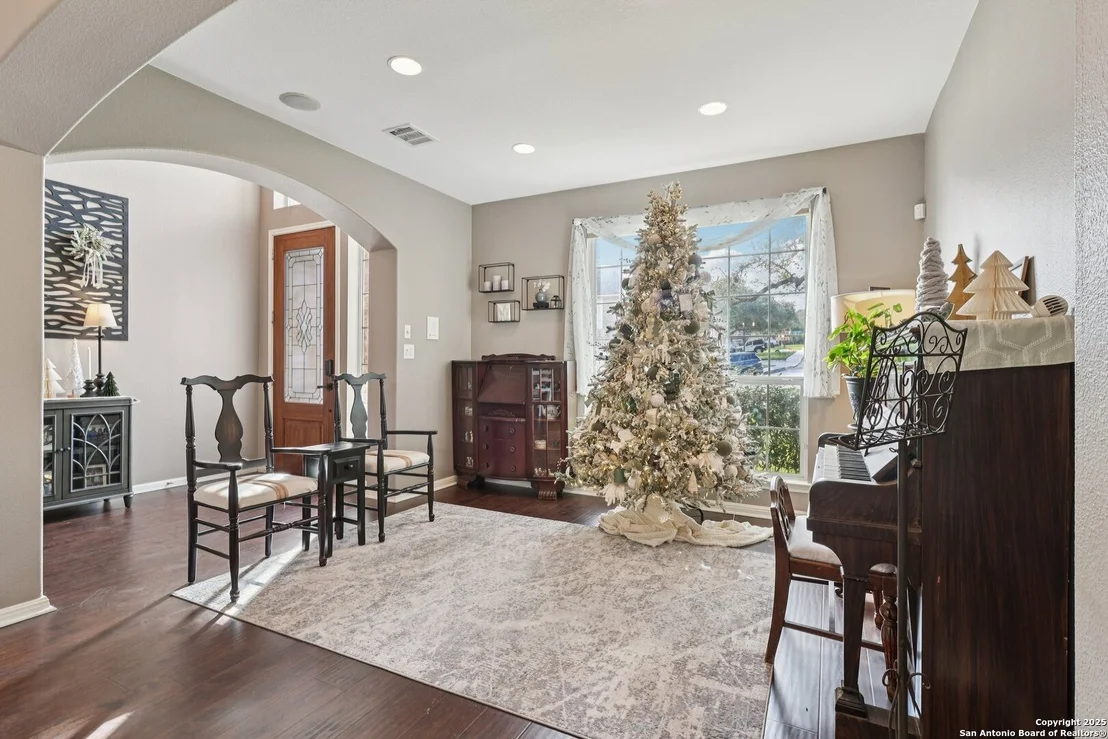Photo of 407 Mesa Cyn