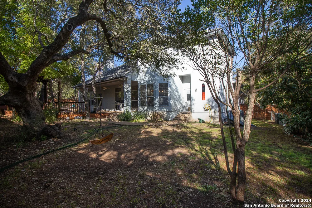 Photo of 8526 FAIRWAY TRACE DR