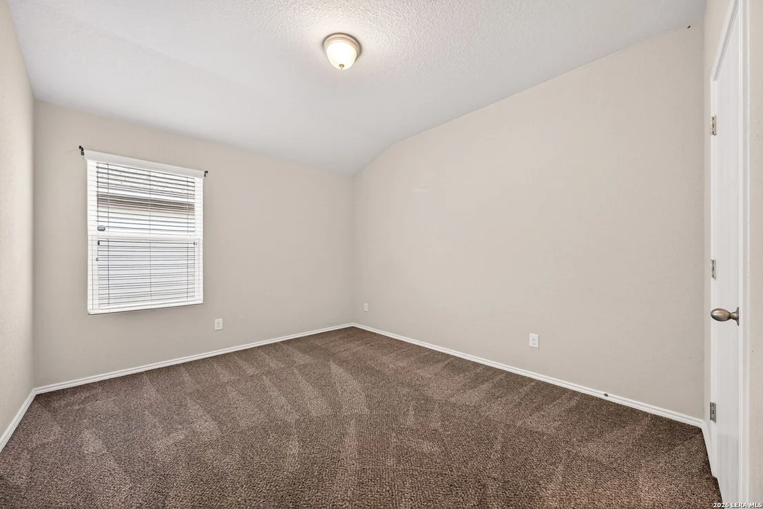 Photo of 4619 HEATHERS CROSS