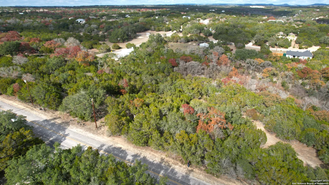 Photo of 217 HIDDEN LAKE DR