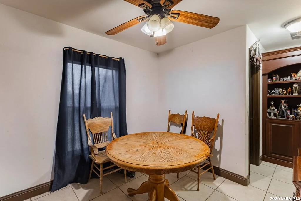 Photo of 1743 Tron Lane