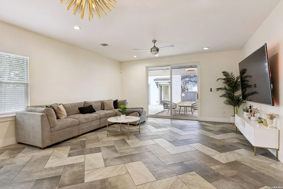 Photo of 303 Pendleton Ave