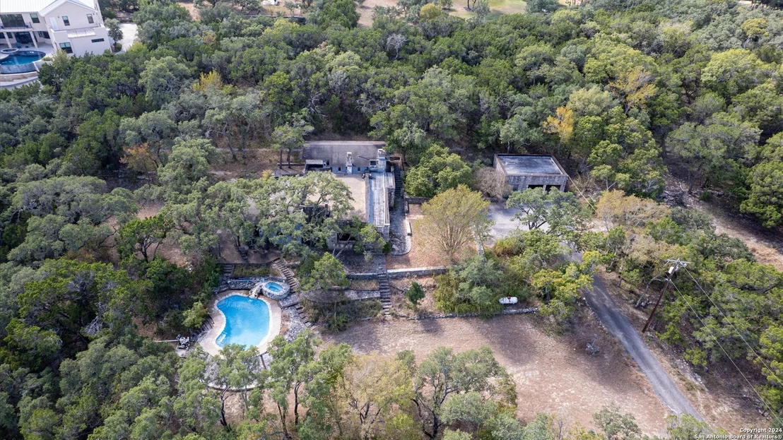 Photo of 24209 SCENIC LOOP RD
