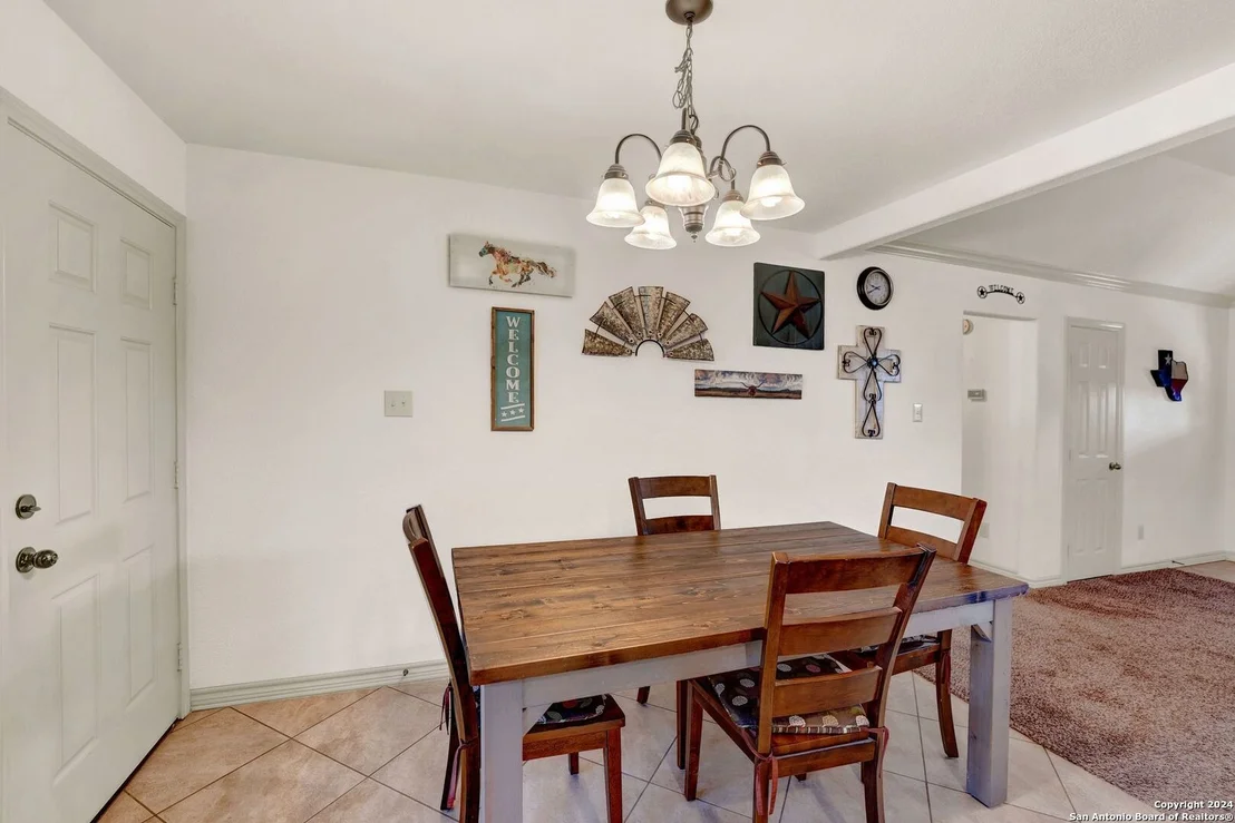 Photo of 1616 RIVER TRAIL RD