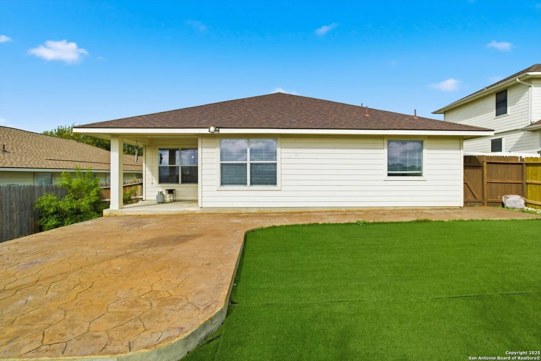Photo of 8242 Pioneer Oak