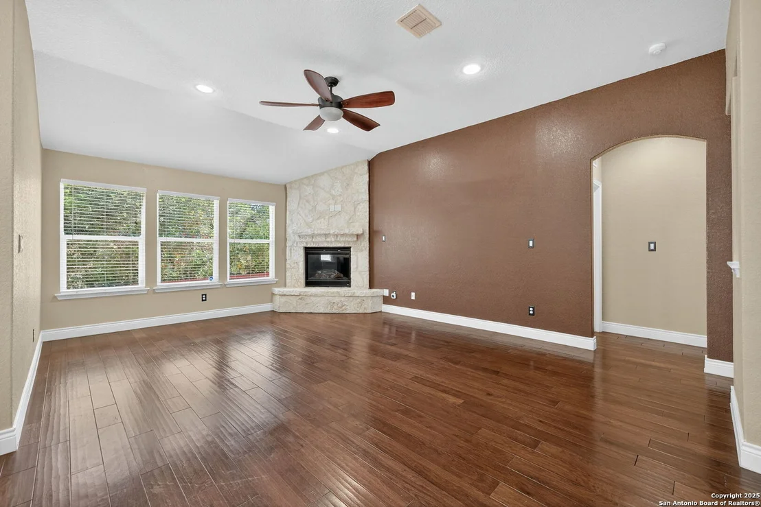 Photo of 27510 valle verde