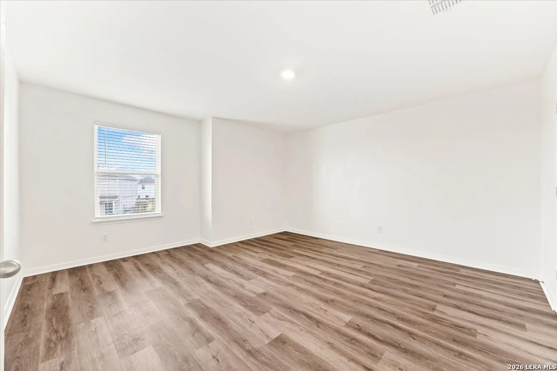 Photo of 3947 Trail De Paris