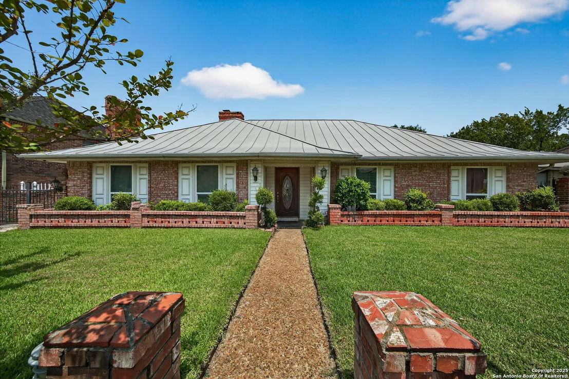 Photo of 3413 Foxbriar