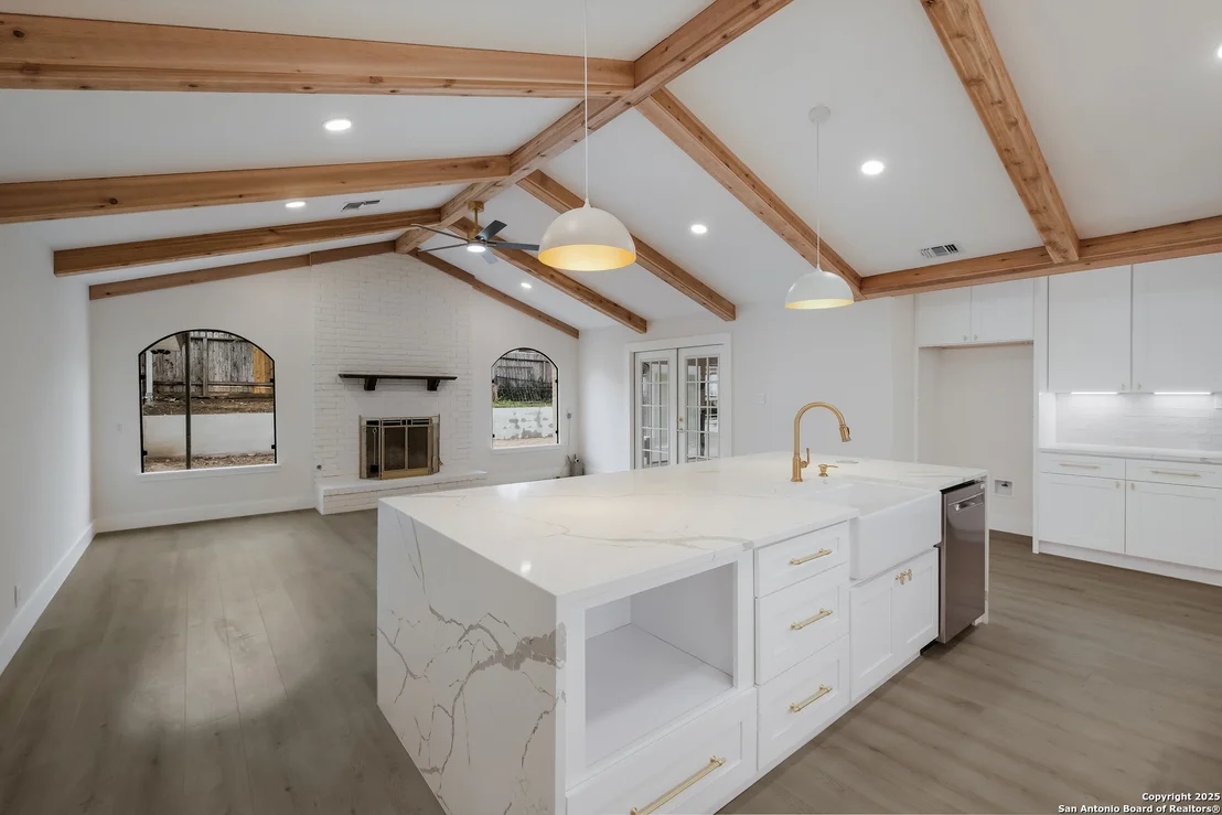 Photo of 6006 Forest Ledge