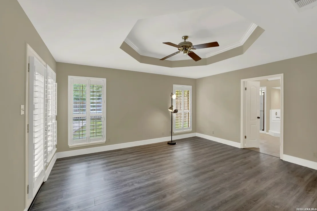 Photo of 1512 OAK TREE CIR