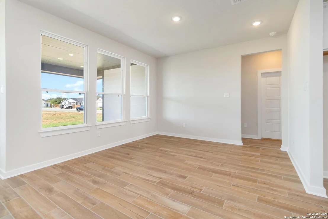 Photo of 541 Alta Vista Drive