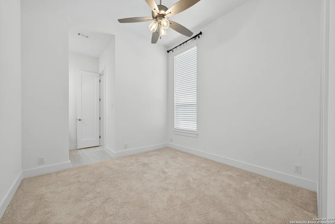 Photo of 8608 Shady Gate