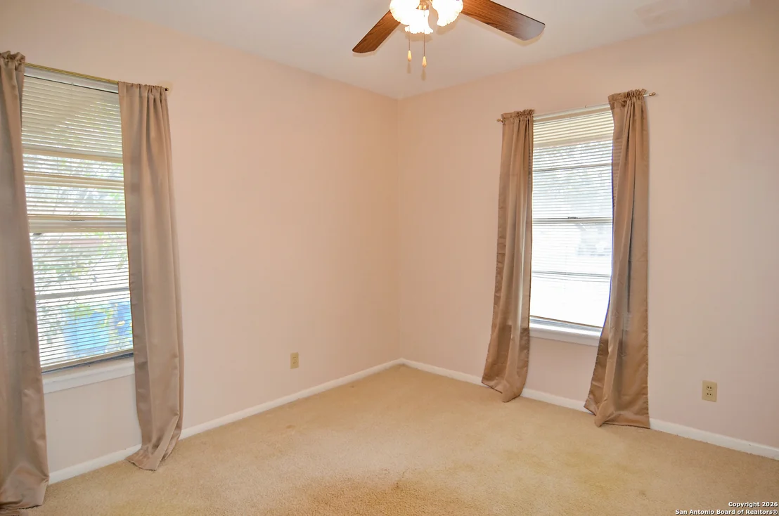 Photo of 1407 Mockingbird Lane