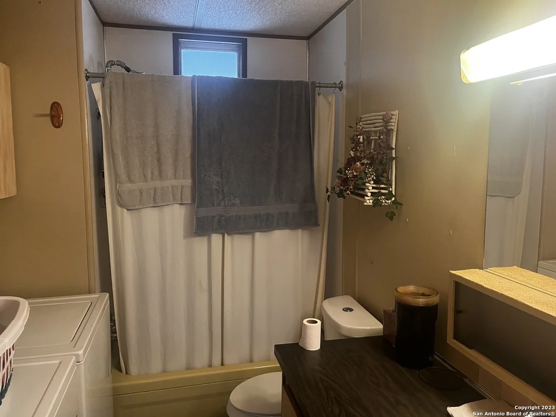 Photo of 407 River St